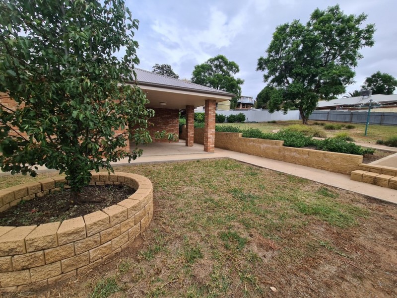 36 Reid Street, Parkes NSW 2870