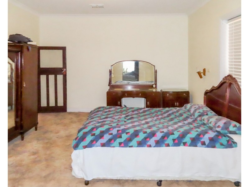 ‘Boomi’ 211 Larkings Road, Tottenham NSW 2873