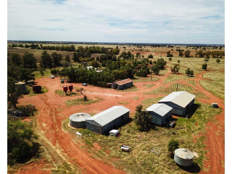 ‘Boomi’ 211 Larkings Road, Tottenham NSW 2873