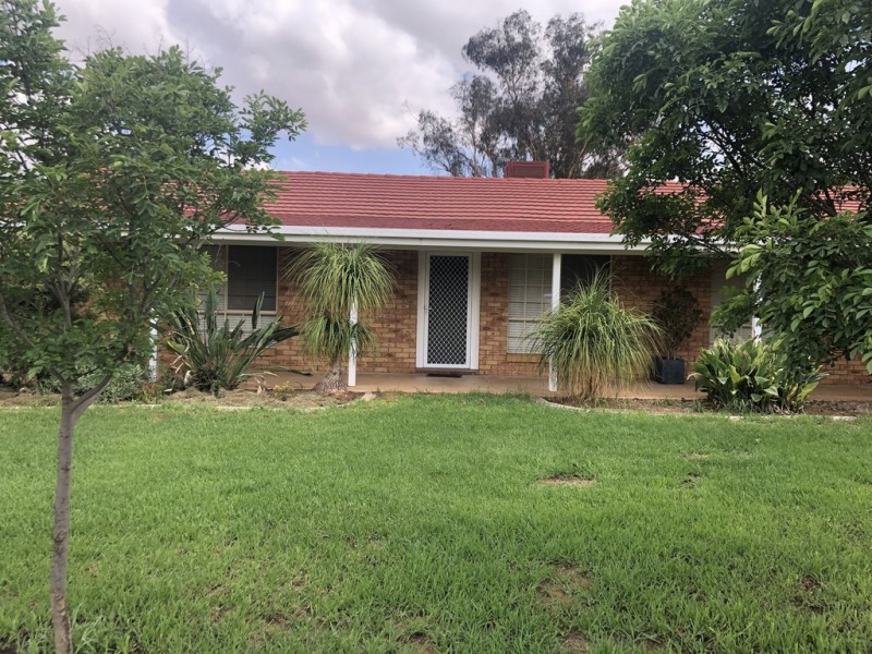 11 Thames Street, Forbes NSW 2871