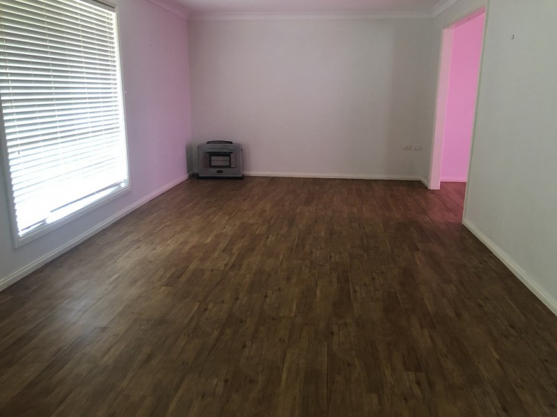 11 Thames Street, Forbes NSW 2871