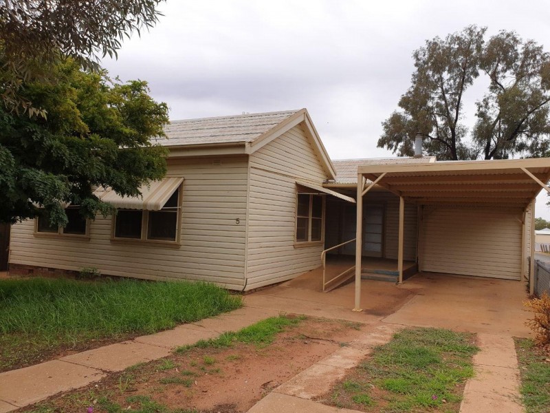 5 Gatenby St, Condobolin NSW 2877