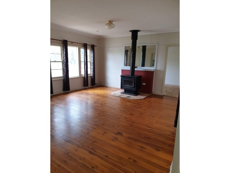5 Gatenby St, Condobolin NSW 2877