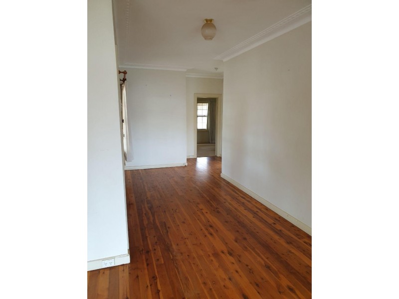5 Gatenby St, Condobolin NSW 2877