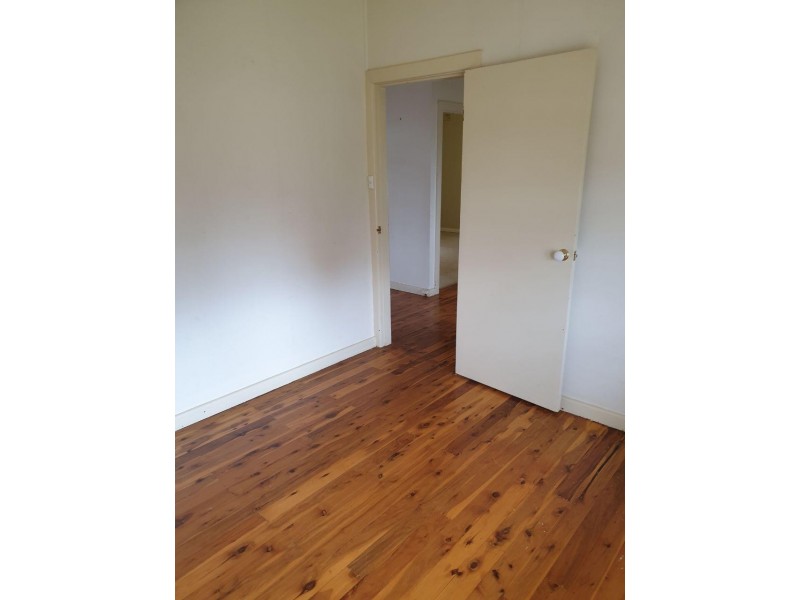 5 Gatenby St, Condobolin NSW 2877
