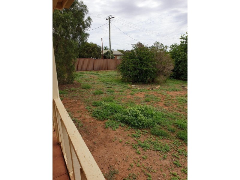 5 Gatenby St, Condobolin NSW 2877