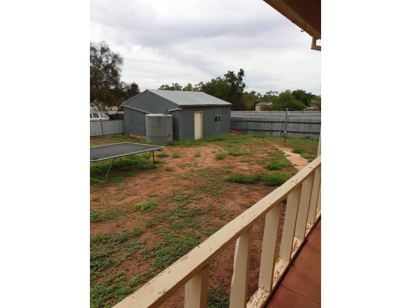 5 Gatenby St, Condobolin NSW 2877