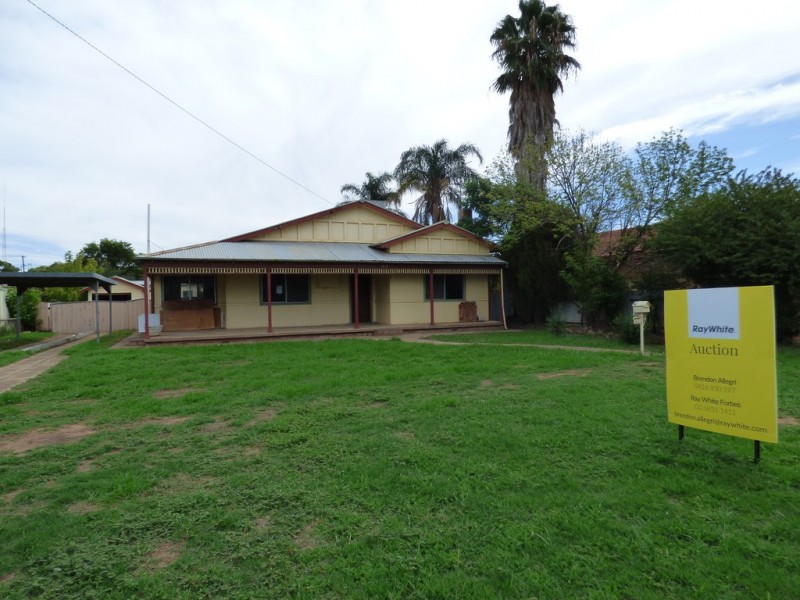 57 Ferry Street, Forbes NSW 2871