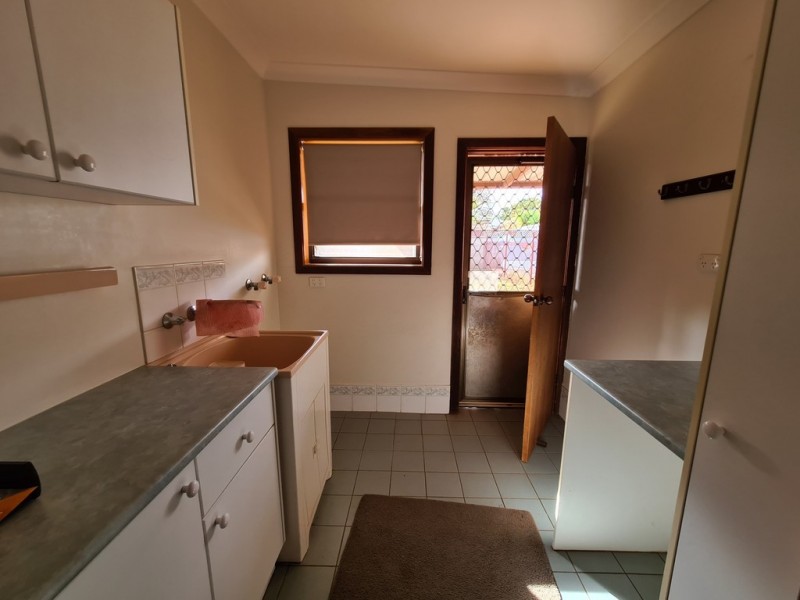 31 Lawson Street, Parkes NSW 2870