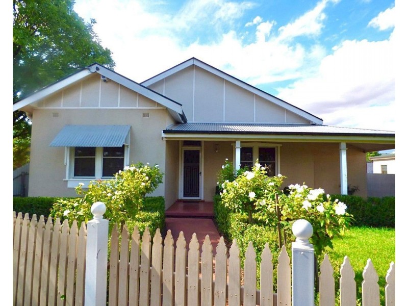 58 Dalton Street, Parkes NSW 2870