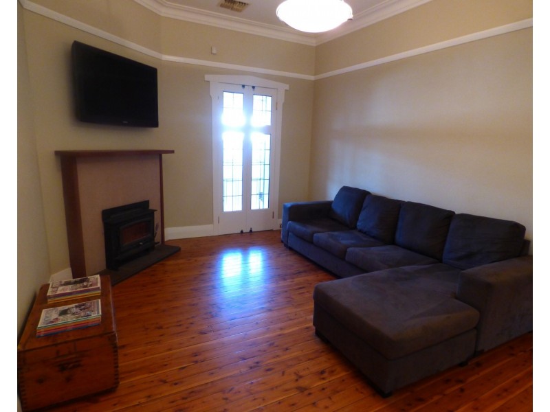 58 Dalton Street, Parkes NSW 2870