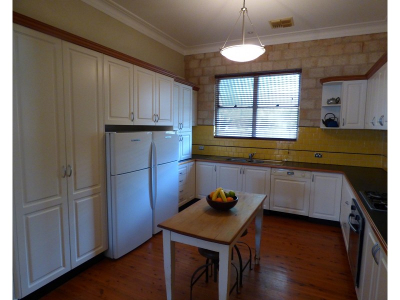 58 Dalton Street, Parkes NSW 2870