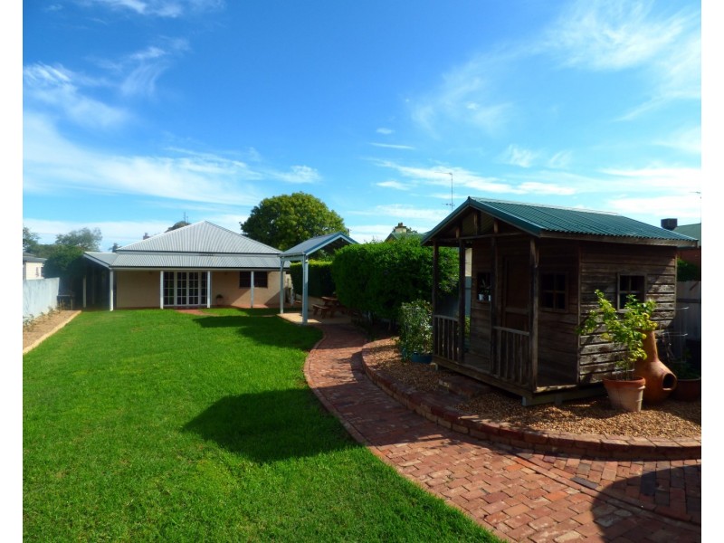 58 Dalton Street, Parkes NSW 2870