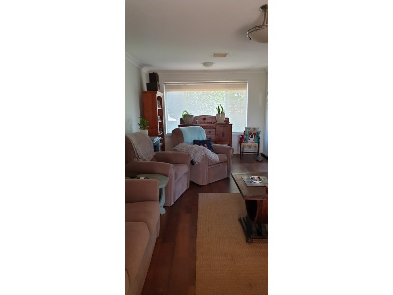 7a Tulara Place, Parkes NSW 2870