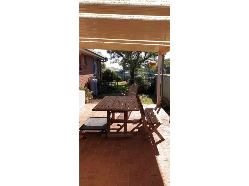 7a Tulara Place, Parkes NSW 2870