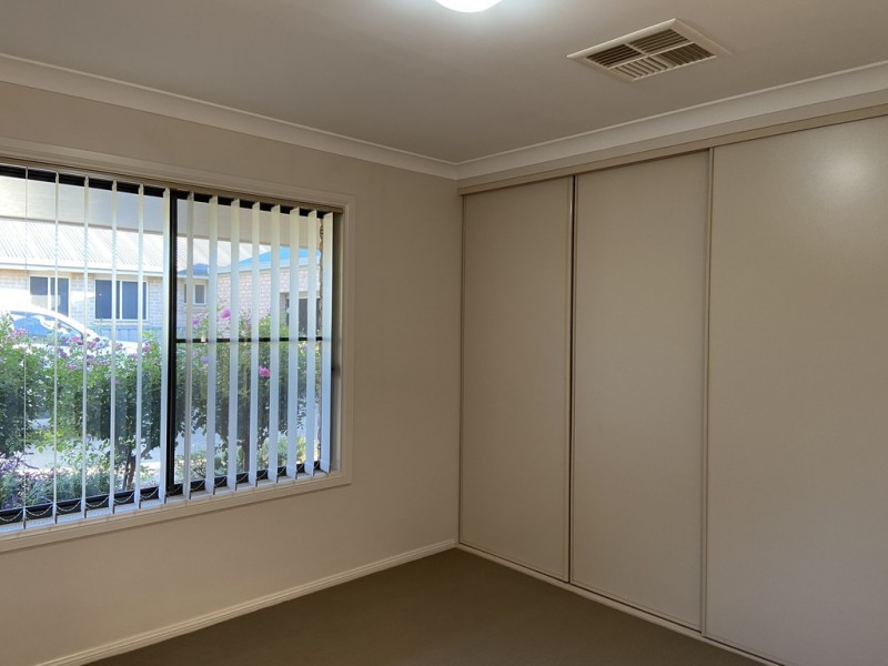 31 Noonan Street, Parkes NSW 2870