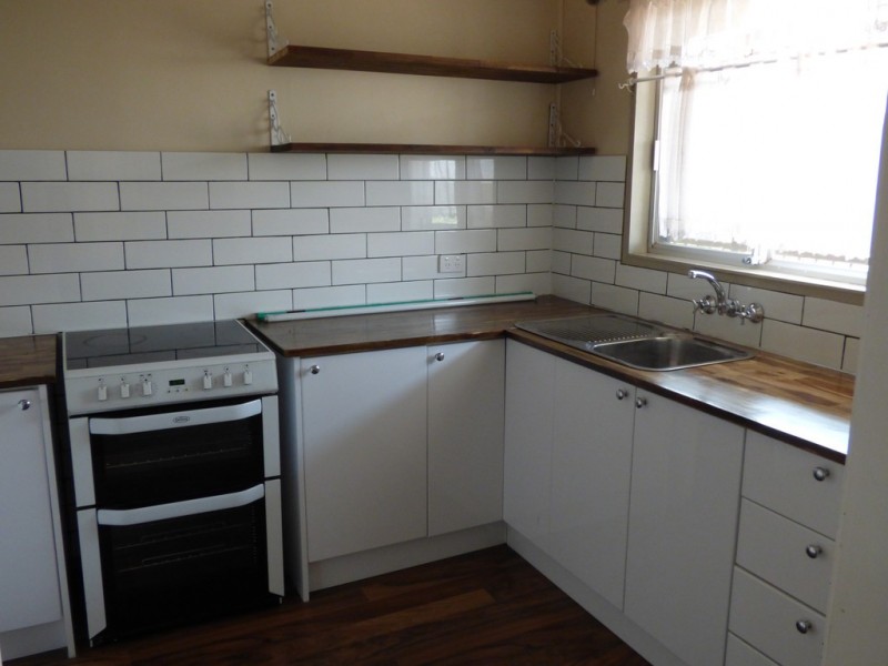 49 Euchie Street, Peak Hill NSW 2869