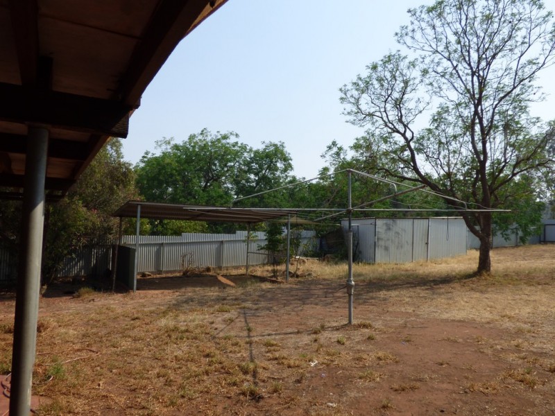 49 Euchie Street, Peak Hill NSW 2869