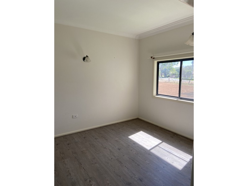 23 Kelly Road, Parkes NSW 2870