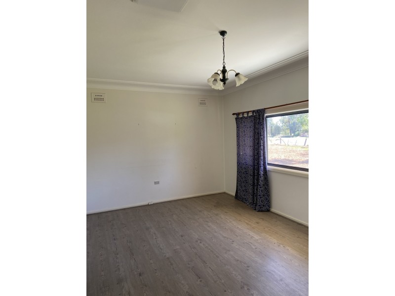 23 Kelly Road, Parkes NSW 2870