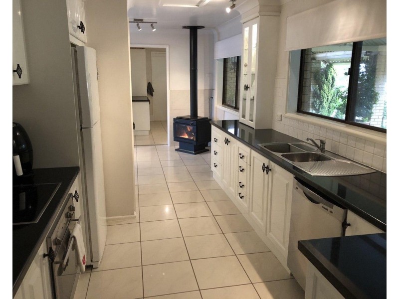 4 Craft Crescent, Condobolin NSW 2877