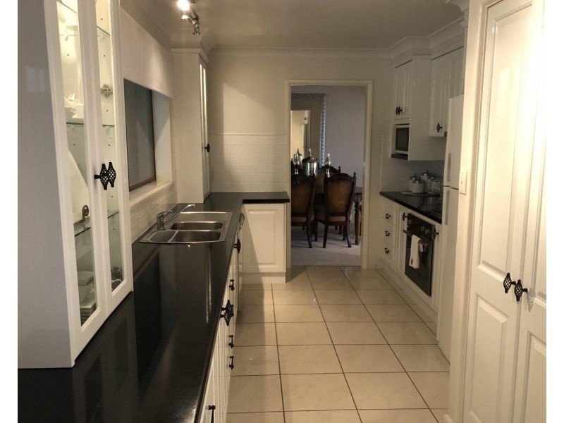 4 Craft Crescent, Condobolin NSW 2877