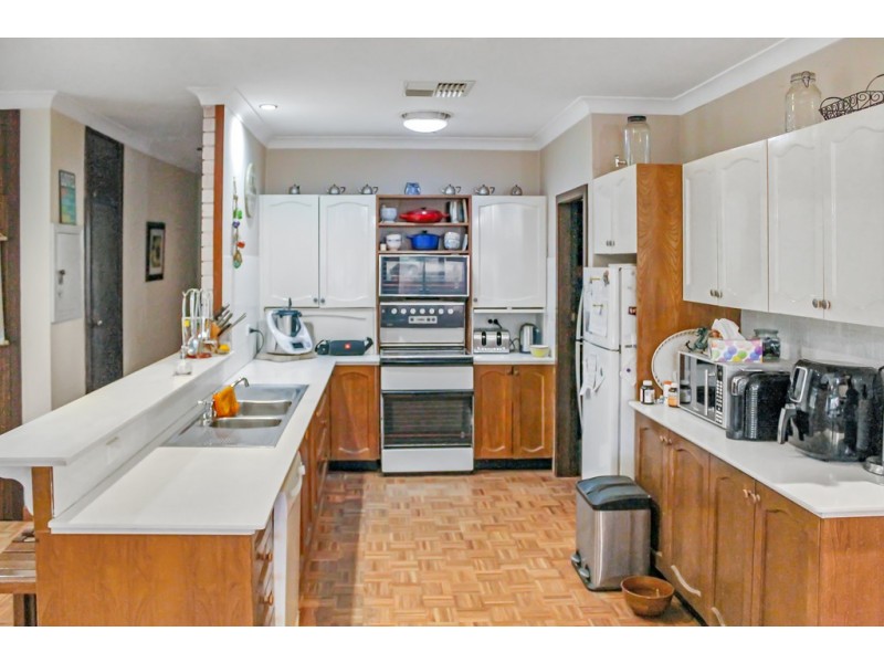 79 Officers Parade, Condobolin NSW 2877