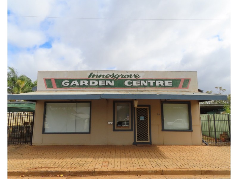 24 Innes Street, Condobolin NSW 2877
