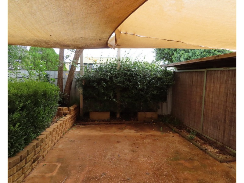 24 Innes Street, Condobolin NSW 2877