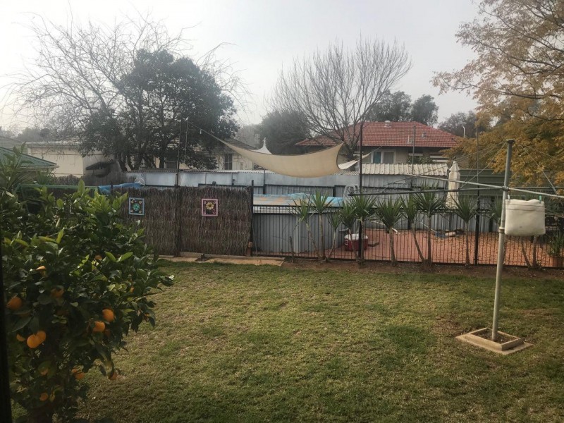 11 Keast Street, Parkes NSW 2870