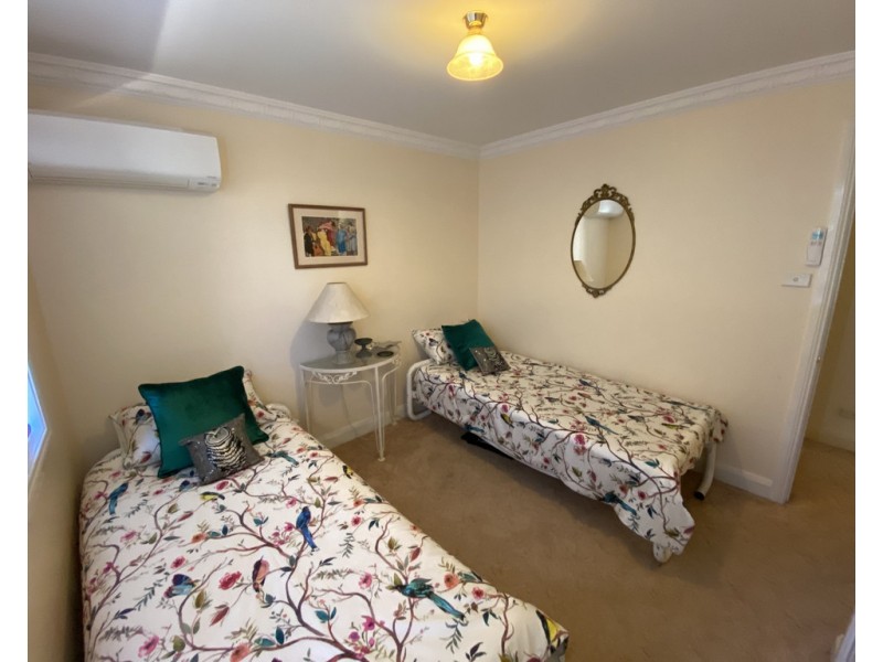18 Innes Street, Condobolin NSW 2877