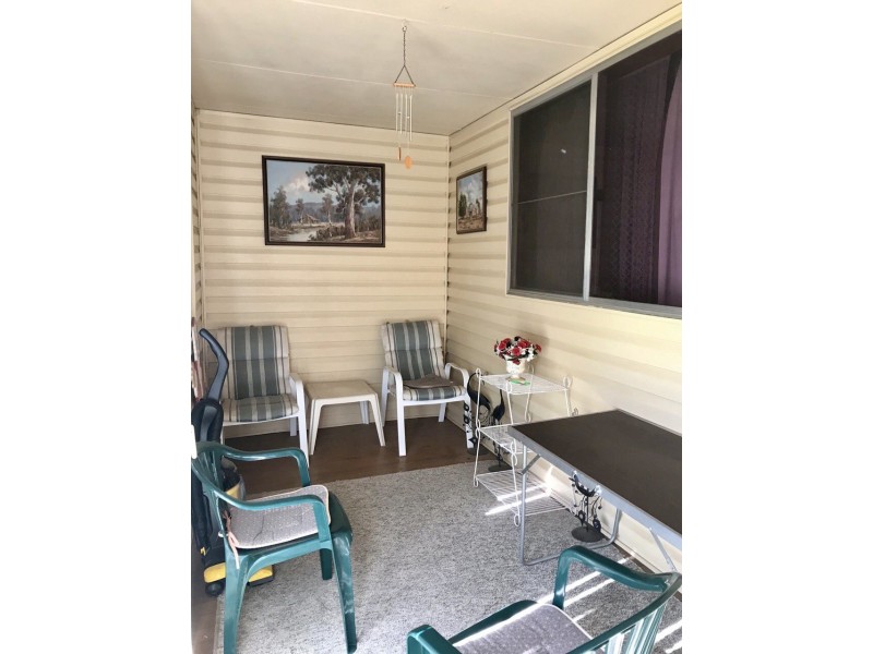 11 Woodward Street, Parkes NSW 2870