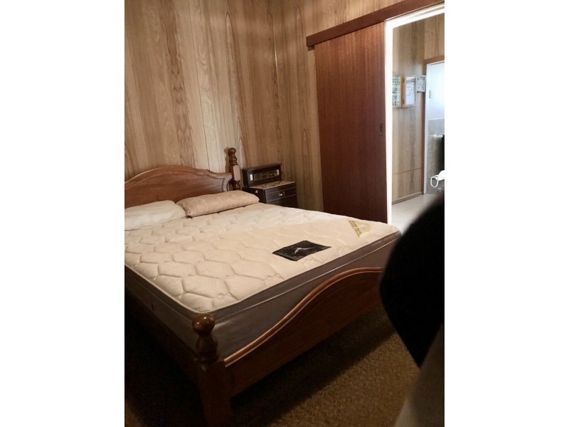 11 Woodward Street, Parkes NSW 2870