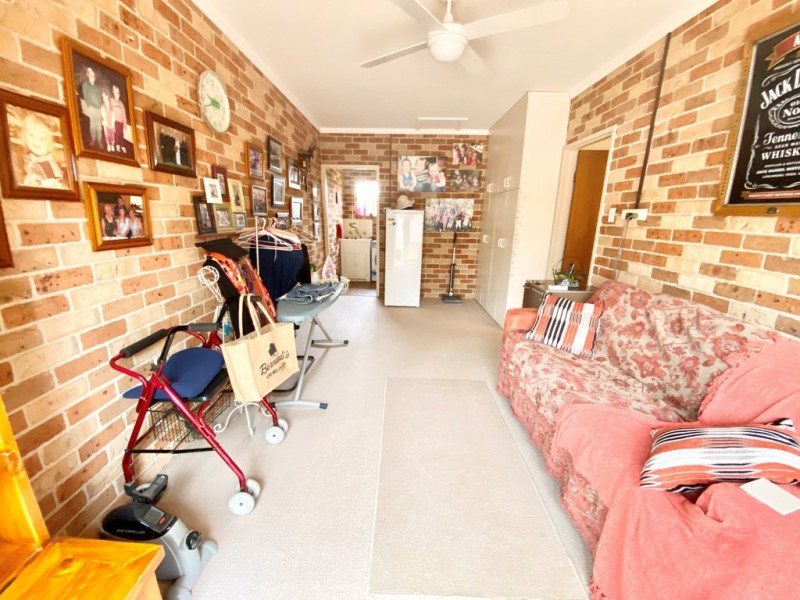 2/122 York Street, Forbes NSW 2871