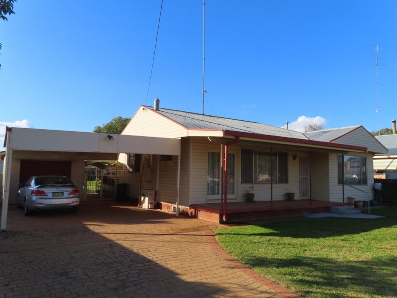 9 Miller Street, Condobolin NSW 2877