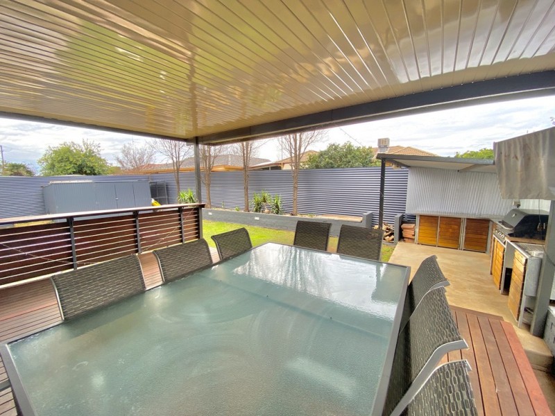 13 Holloway Street, Forbes NSW 2871