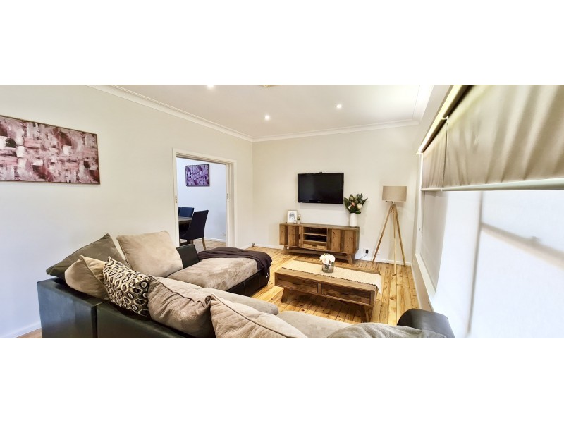 13 Holloway Street, Forbes NSW 2871