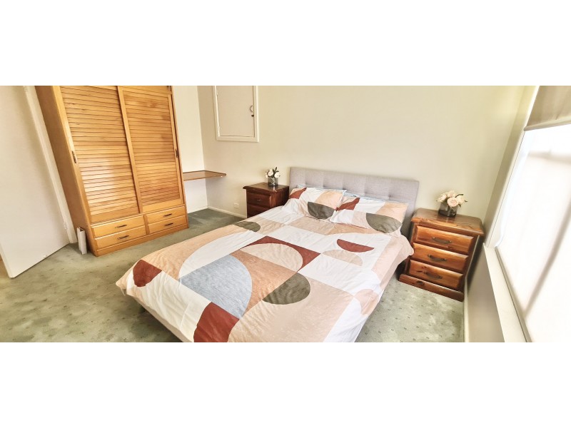 13 Holloway Street, Forbes NSW 2871