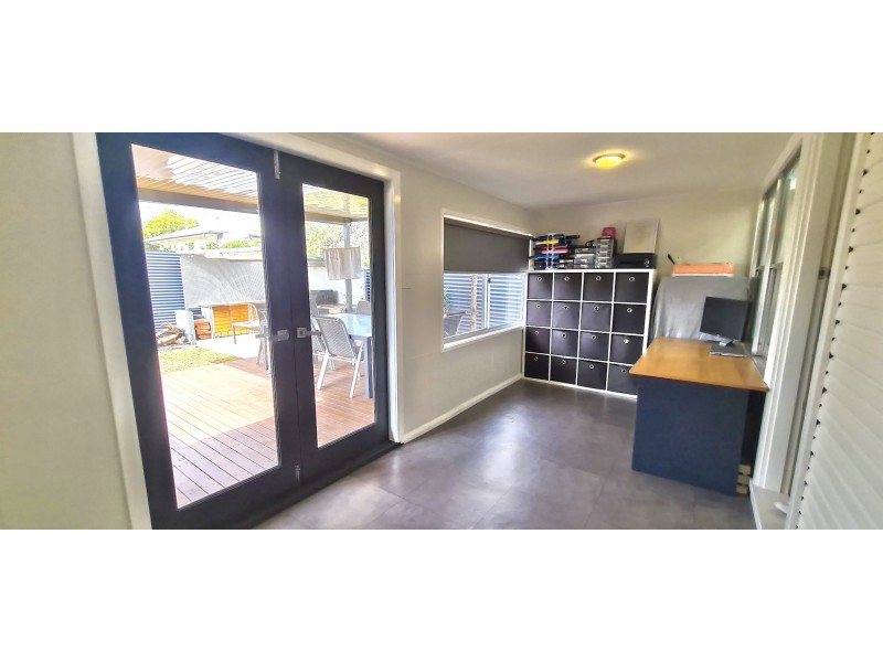 13 Holloway Street, Forbes NSW 2871