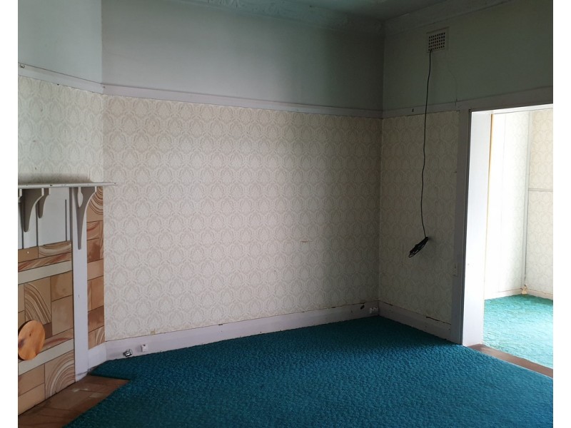 51 Albert Street, Parkes NSW 2870