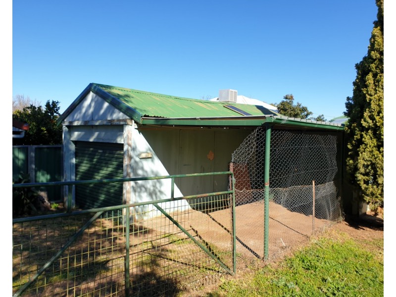 51 Albert Street, Parkes NSW 2870