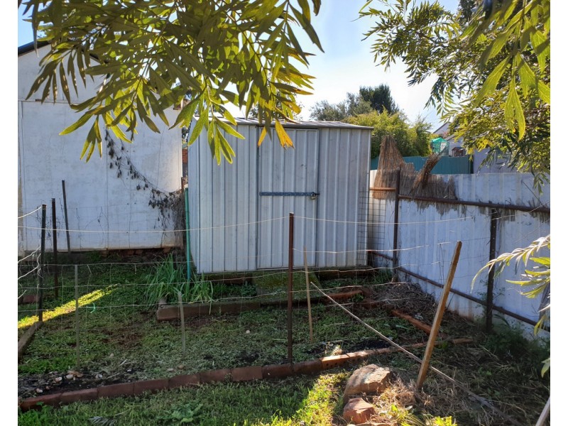 51 Albert Street, Parkes NSW 2870