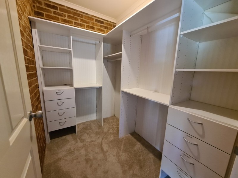 9 Randall Place, Condobolin NSW 2877
