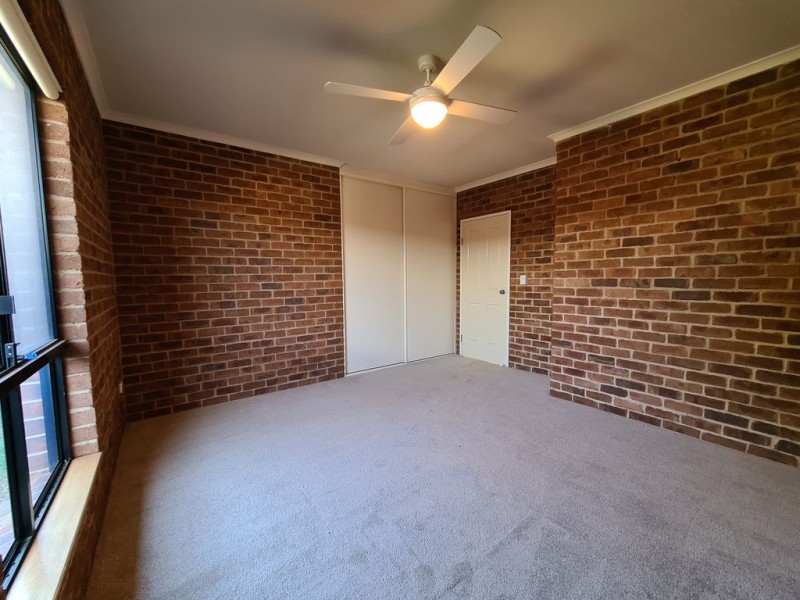 9 Randall Place, Condobolin NSW 2877