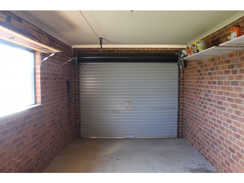 9 Randall Place, Condobolin NSW 2877