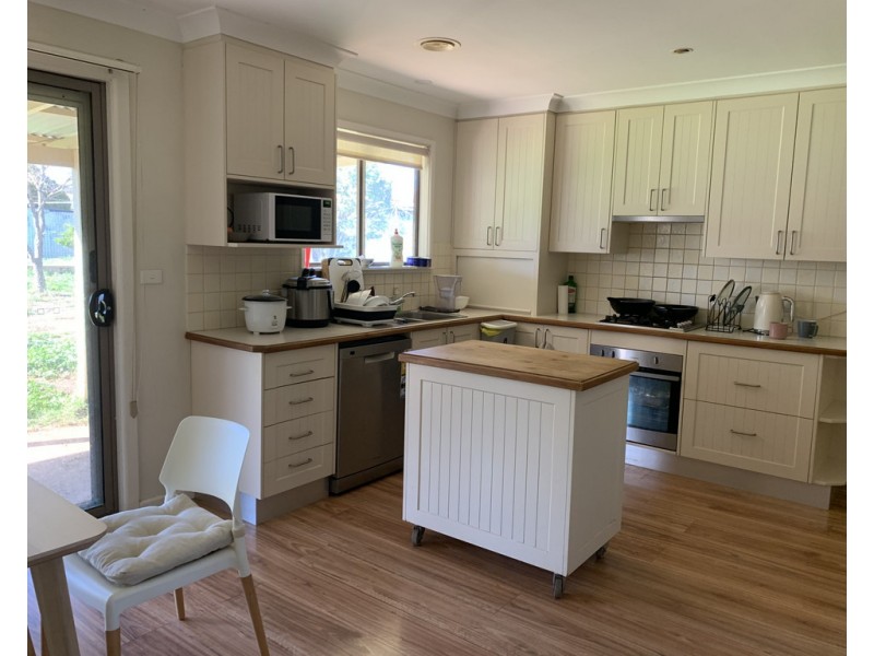 63 Farrer Street, Parkes NSW 2870