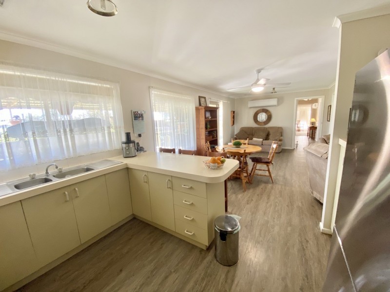 223 River Road, Forbes NSW 2871