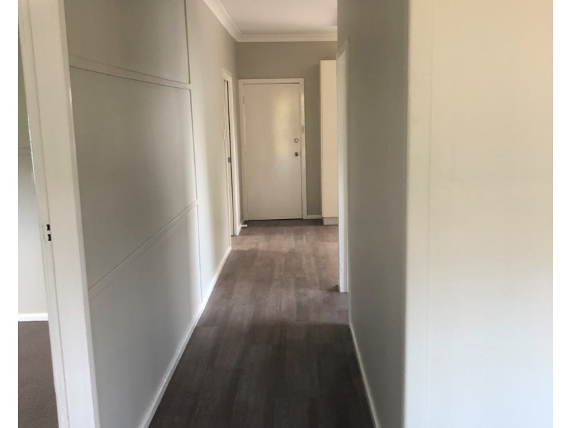 5 Hodges Street, Parkes NSW 2870