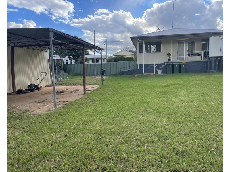 5 Hodges Street, Parkes NSW 2870