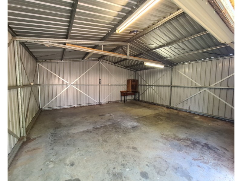 27 Moor Street, Parkes NSW 2870